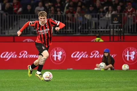 ميلان يتحرك لإغلاق ملف عودة نجمه الشاب إلى ريال مدريد